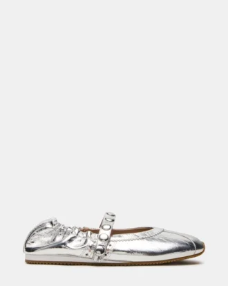 Anaya sølvfarget skinn med nitter