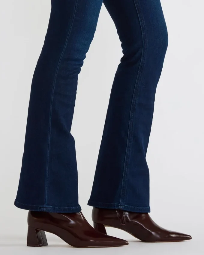 Ashli vinrødt skinn