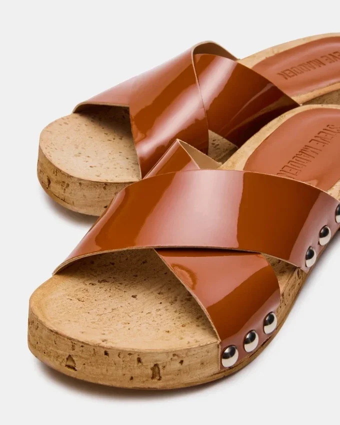 Cantlay kamel lakk Cantlay kamel lakk