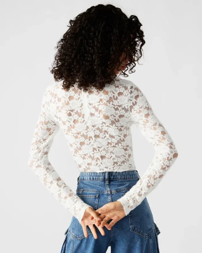 Cassie-body i elfenben