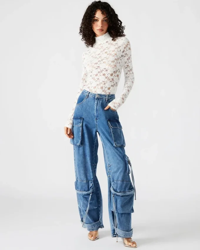 Cassie-body i elfenben