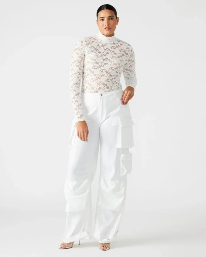 Cassie-body i elfenben