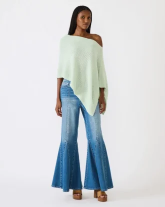 channing poncho bay green 1 330x413 - Channing Poncho Bay Green