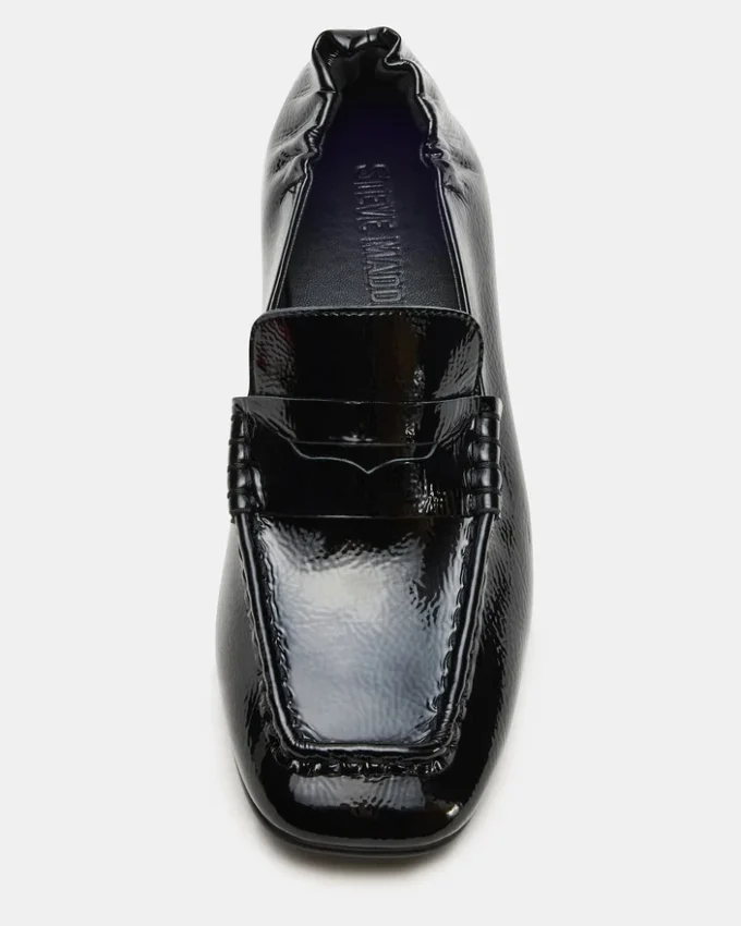 Estee svart krøllet lakkskinn