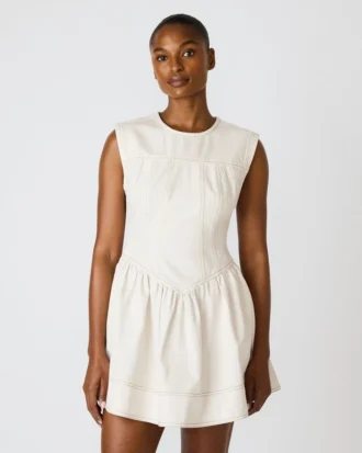 Irinna-kjole i sandfarge