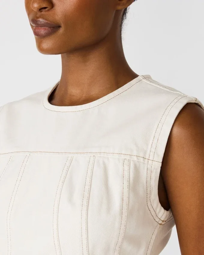 Irinna-kjole i sandfarge