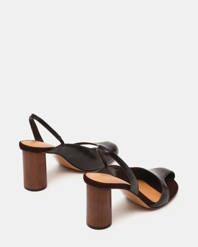 Janine i brunt skinn