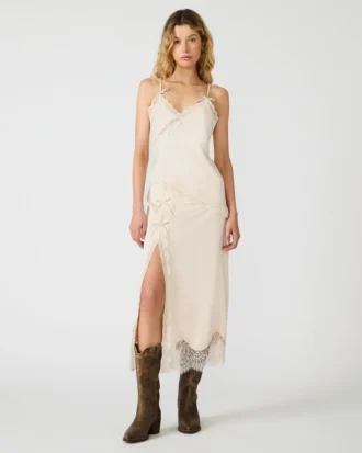 Lakely-top i elfenben