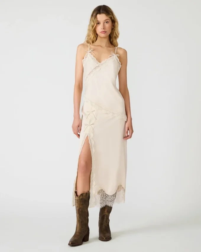 Lakely-top i elfenben Lakely-top i elfenben