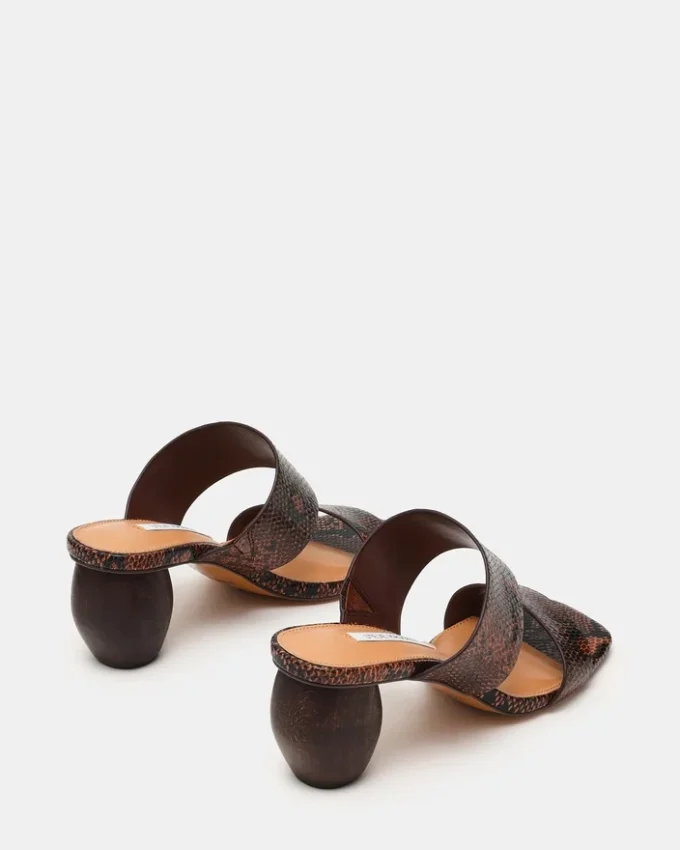 Nola brun slangeskinn