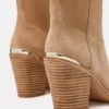 Sally Sand Suede Sally Sand Suede
