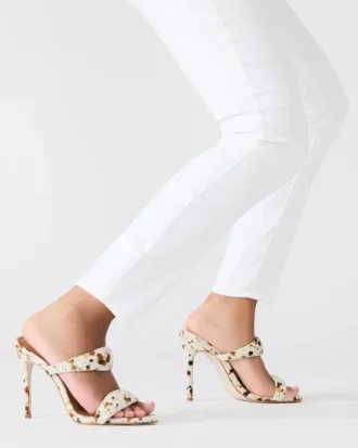 Saturn brun ku-mønster