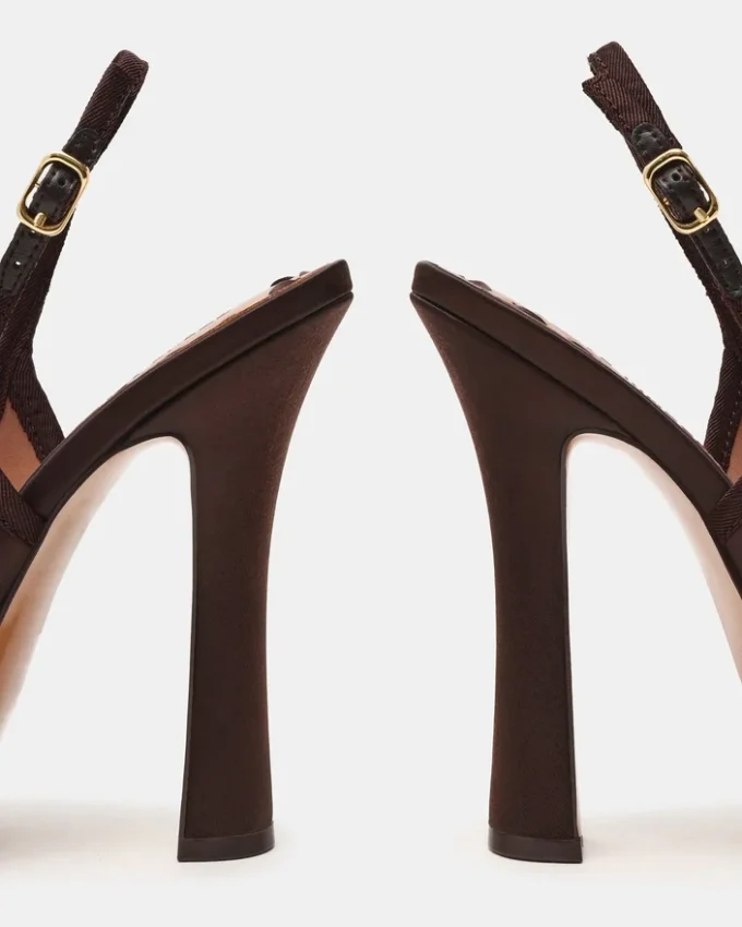 Sofie brun sateng Sofie brun sateng